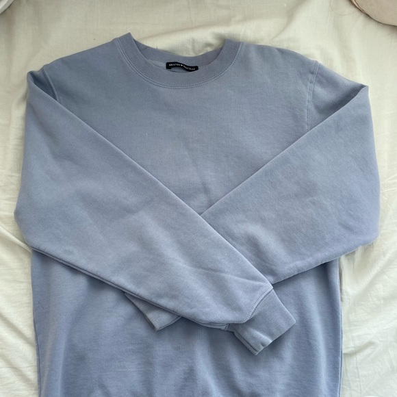BRANDY MELVILLE CREW NECK - Picture 1 of 3